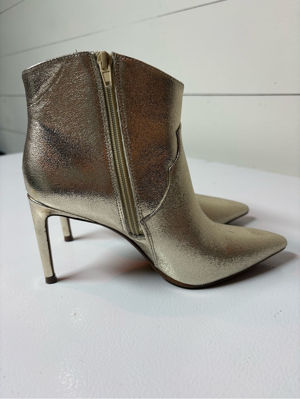Express Gold Metallic Pointed Toe Stiletto Ankle Booties Size 6